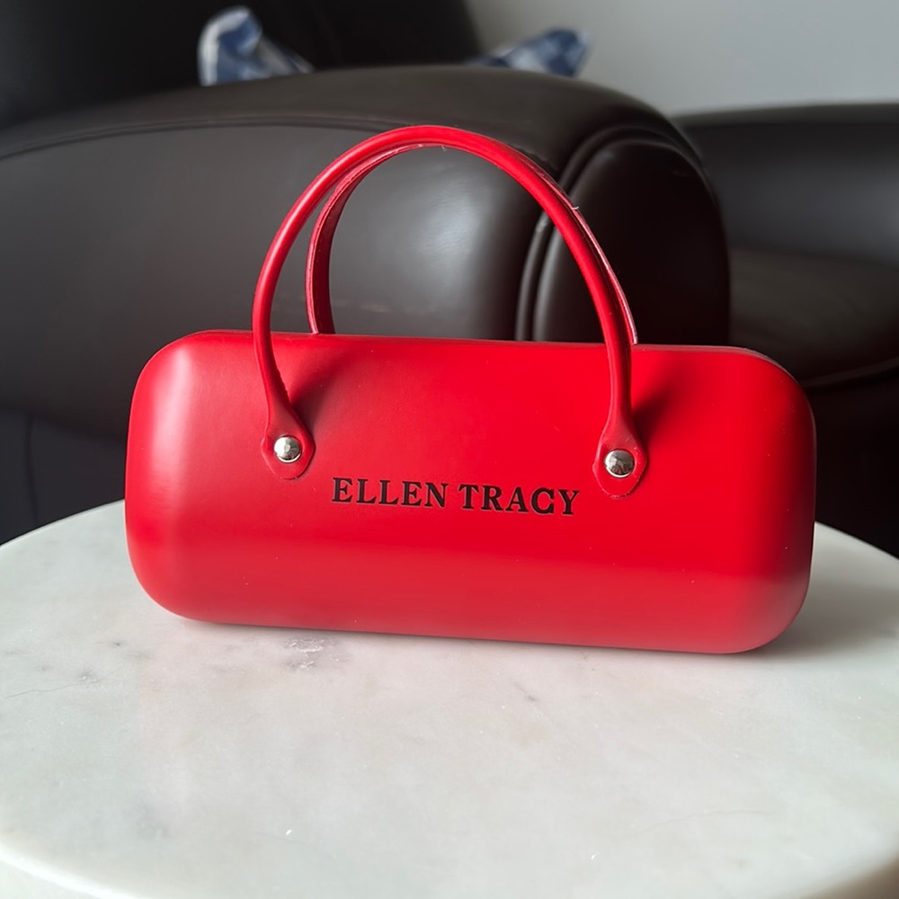 Ellen Tracy Sunglass Case
